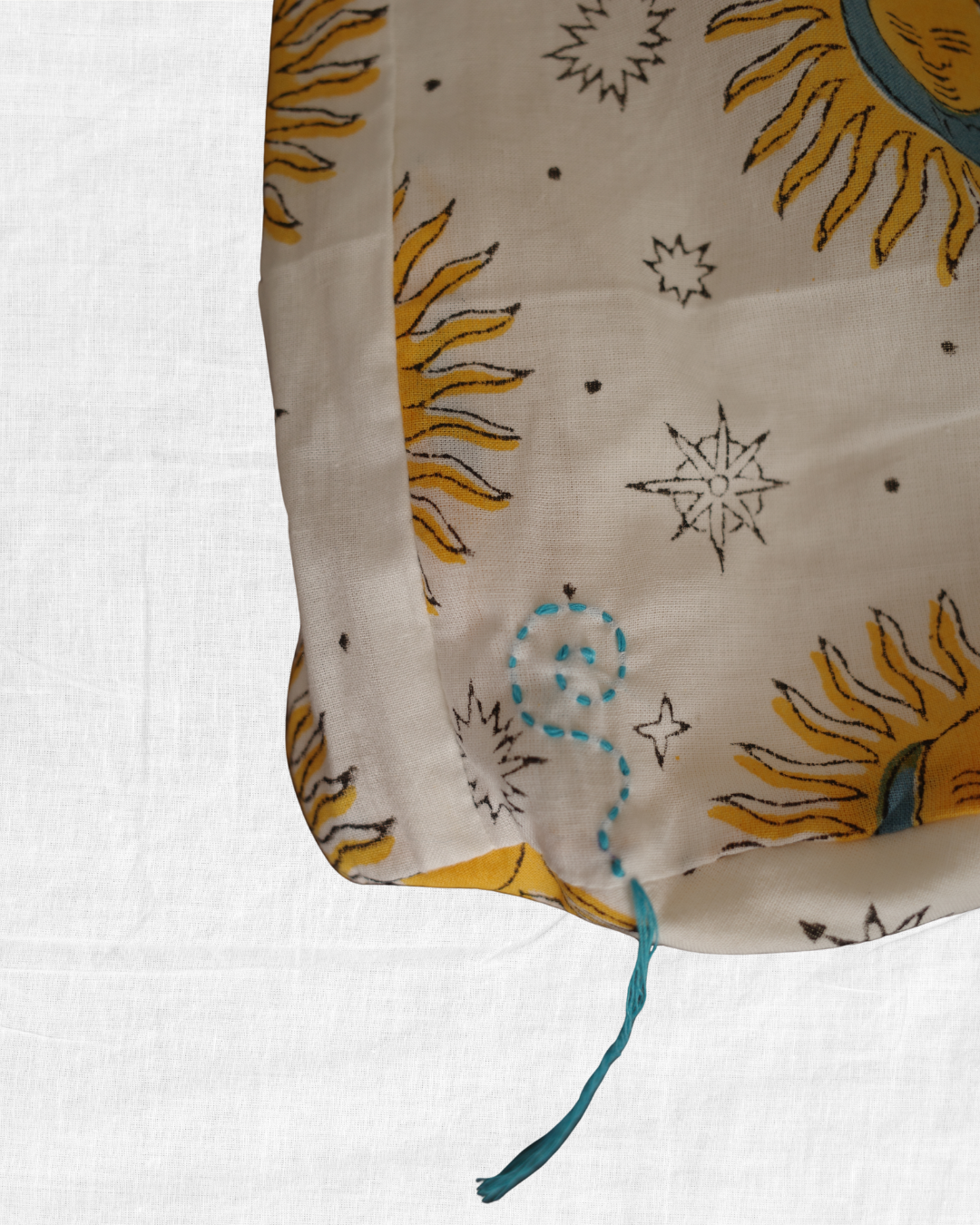 SAUM Bucket Bag