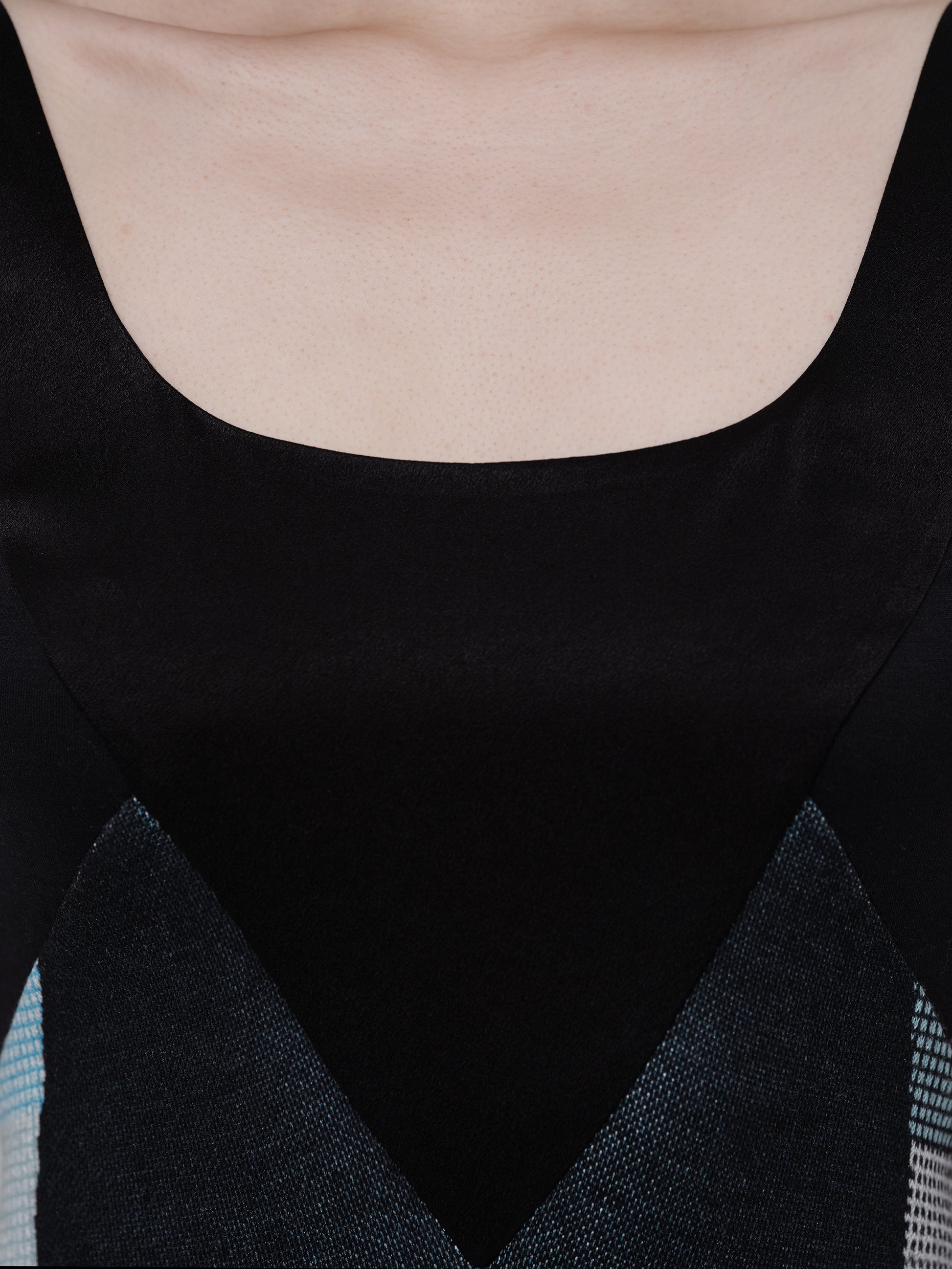 Made-to-order DEFICELER Timeless "Bouyei Moon" Dress Black